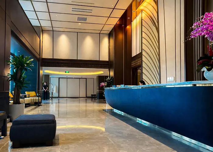 Mandala Pearl Apartment *